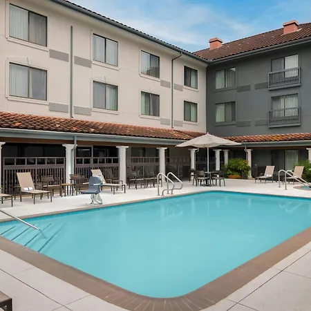 Courtyard By Marriott Houston Rice University-2