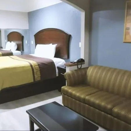 Regency Suites IAH Beltway 8-3