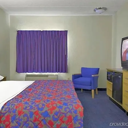 Red Roof Inn Houston - Westchase-2
