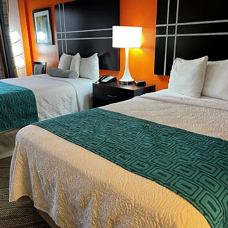 Howard Johnson By Wyndham Houston Heights Downtown-3