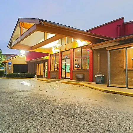 Howard Johnson By Wyndham Houston Hobby Airport-2