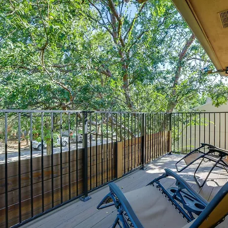 Near Nrg! Cozy + Private Houston Home W/ Garden-2