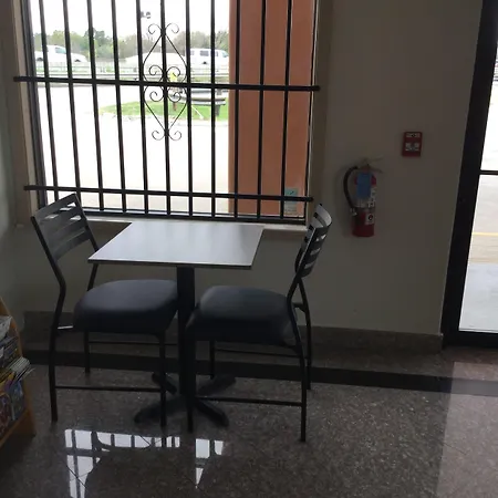 Moonlight Inn & Suites-2