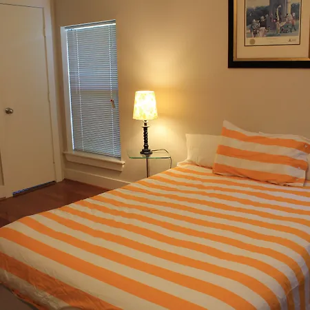 Modern B&B-2