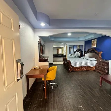 Raintree Inn And Suites-2