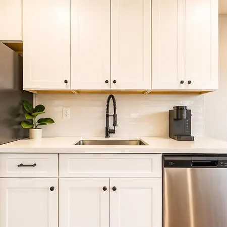 Stylish Fifa Stay Near Nrg Stadium -16-2