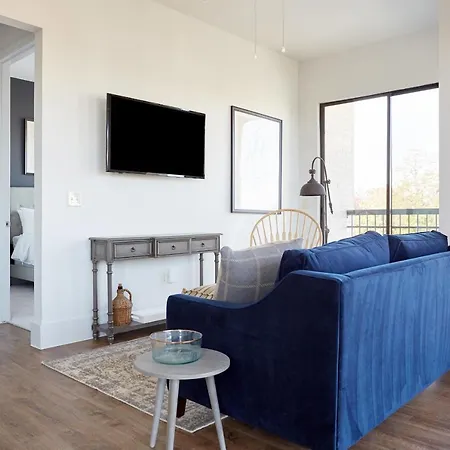 Beautiful Museum District Suites By Sonder-2