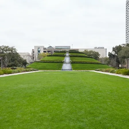 Sonder At Hermann Park-2