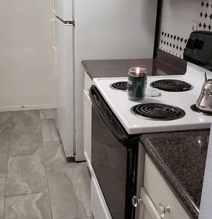 Cozy Condo2-2