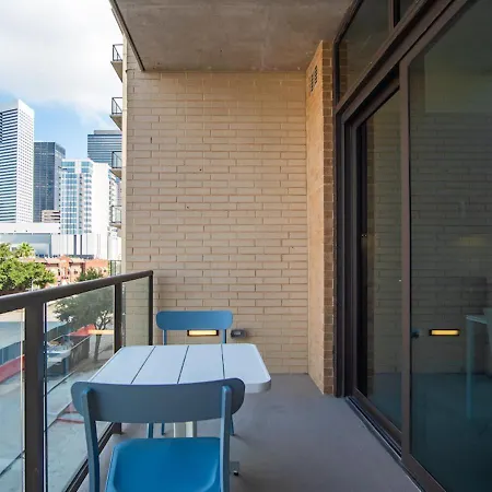 Whyhotel Houston Downtown Convention Center-3