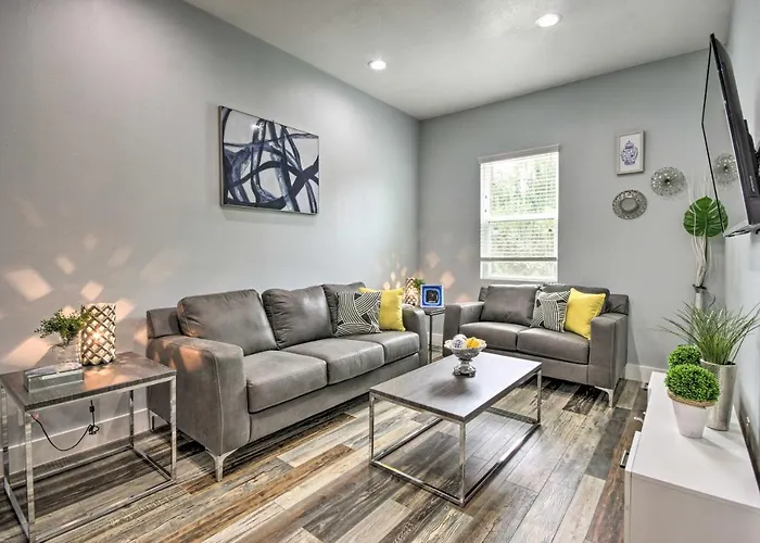 Luxe, Modern Houston Apt - 1 Mile To The Galleria!