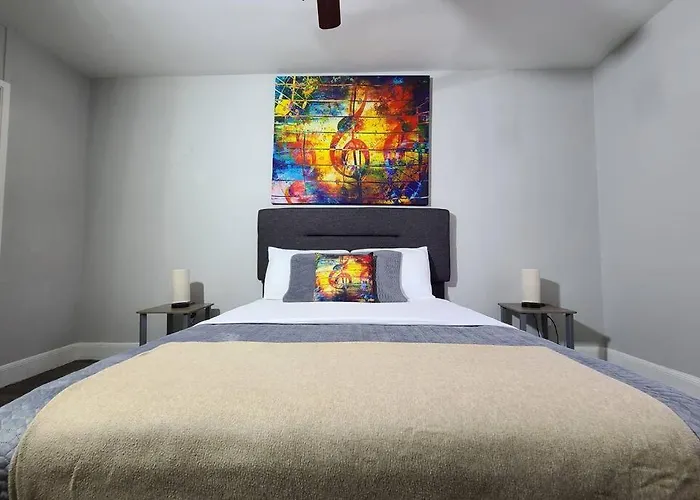 Affordable Galleria Hideaway
