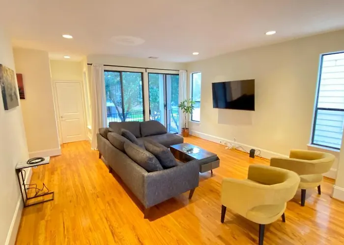 Luxury 4 Story Home In Downtown Houston