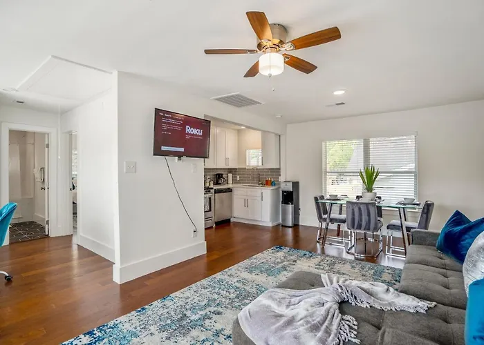 Huisdiervriedelijke Universal Apartment At East Downtown Houston
