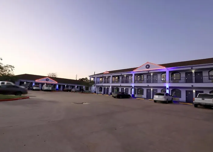 Scottish Inn And Suites Houston-Jones Road