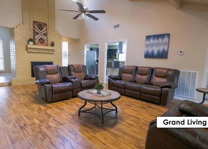 Pool House, 20 Minutes From Dt 4Bdr For 10 Guests - Winkleman