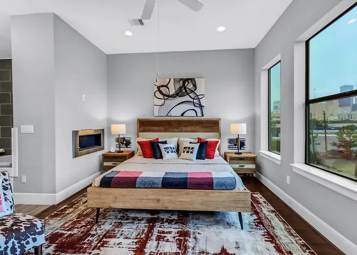 Modern, Houston Inspired House With Best Views Of Downtown! - Less Than 1 Mile To Eado Midtown Bars Home
