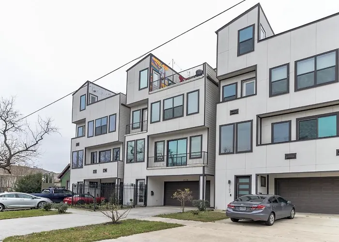 Modern, Houston Inspired House With Best Views Of Downtown! - Less Than 1 Mile To Eado Midtown Bars Home