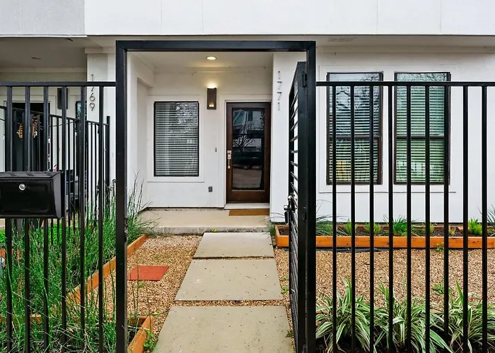 Central Luxury With Deck, Fire Pit, Bbq, Walkscore Of 90 Houston que aceita animais de estimação