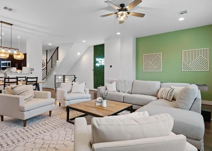 Central Luxury With Deck, Fire Pit, Bbq, Walkscore Of 90 Houston que aceita animais de estimação