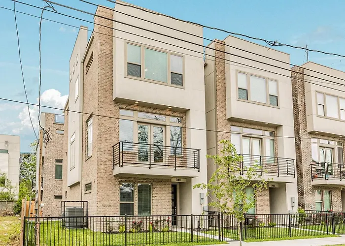 Hutchins Happiness Villa Houston