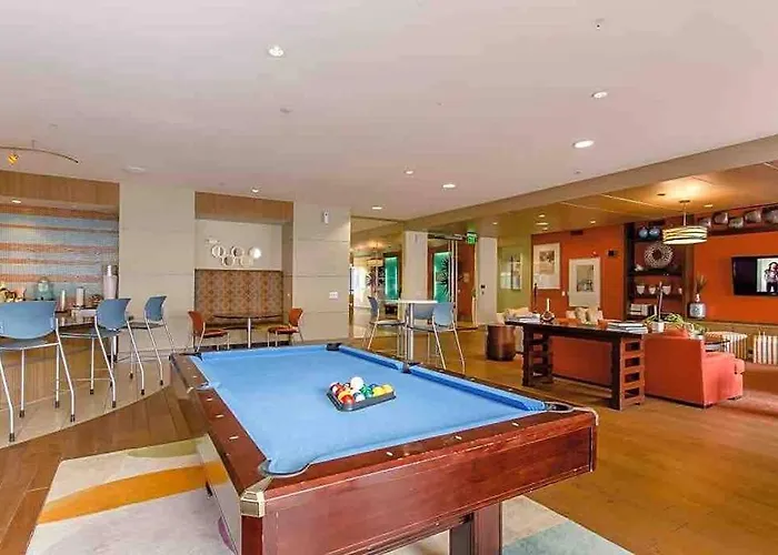 Luxury One Bedroom Located By Med Center/Nrg Houston