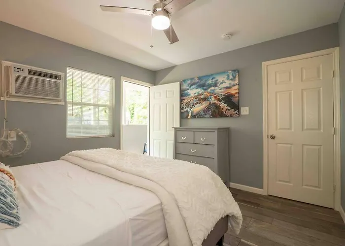 Comfortable Getaway: 1 Bedroom Full Apartment Houston que aceita animais de estimação