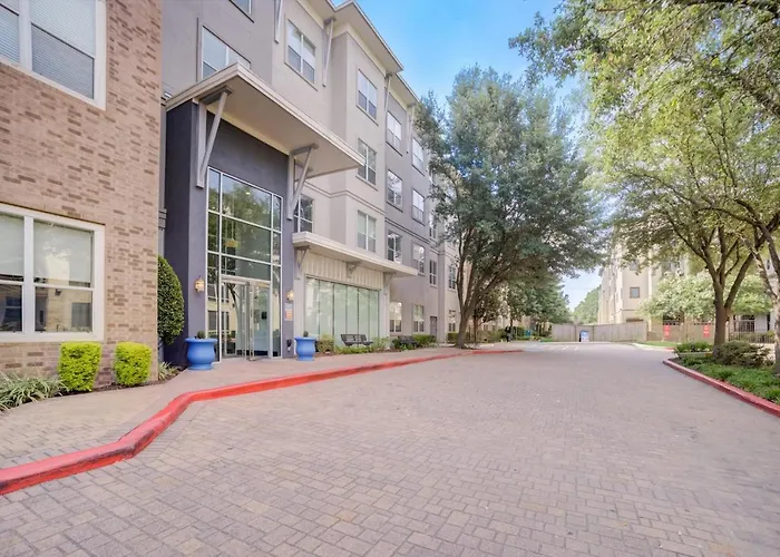 Frontdesk Sync Med Center Apts Houston