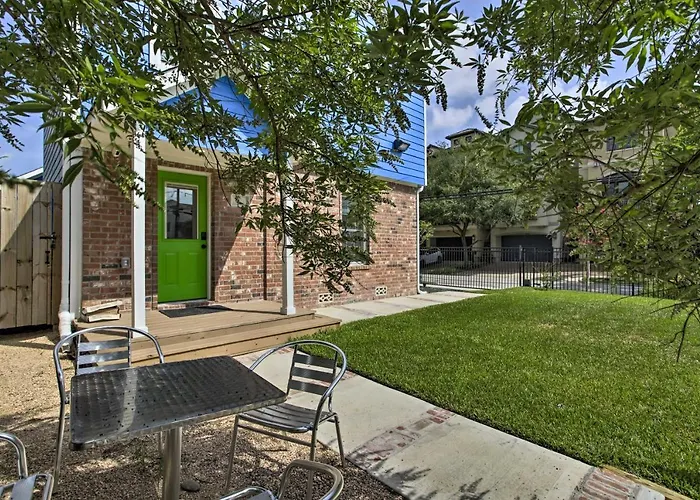 Houston Apt With Ev Charging 3 Mi To Downtown!
