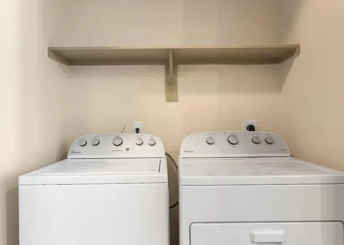 Downtown Houston Luxury Apartment