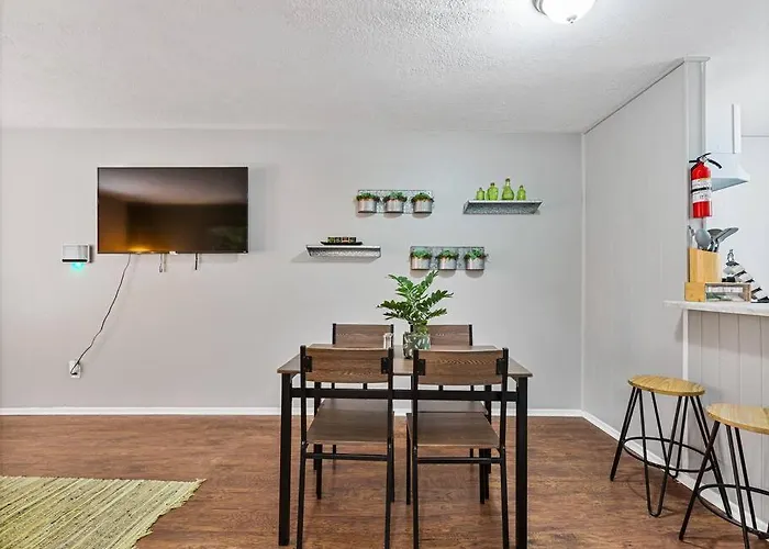 Heirs Living Emerald - Near Md Anderson Free Parking Pet Friendly