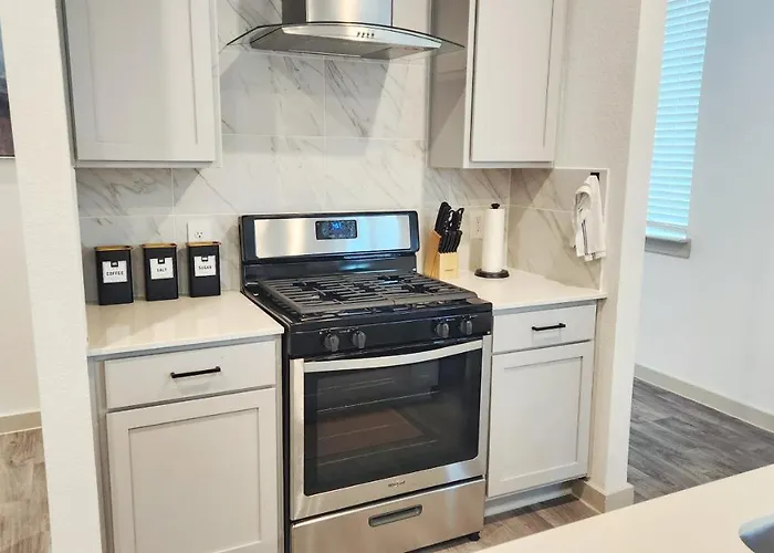 Modern Chic 4Br Home Brand New Community Near Nrg Houston