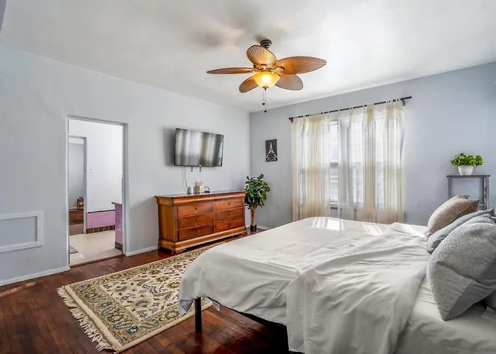 Huisdiervriedelijke Oasis In The Heart Of Houston Villa