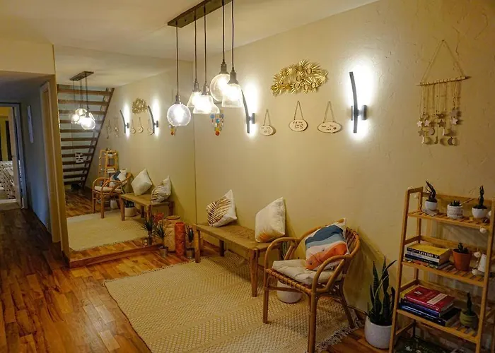 Find Your Inner Zen--In The Heart Of Houston with Pool