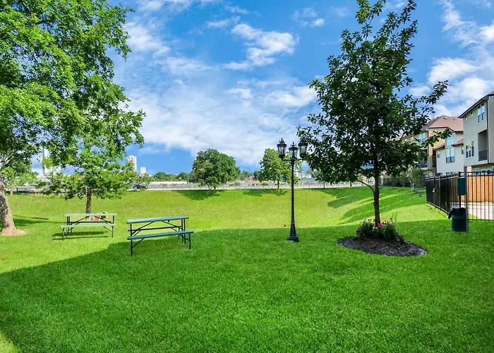 Huisdiervriedelijke Villa On South Macgregor Medcenter Houston