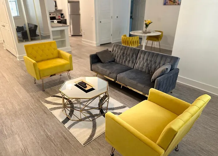 Canary House Midtown W Private Entrance