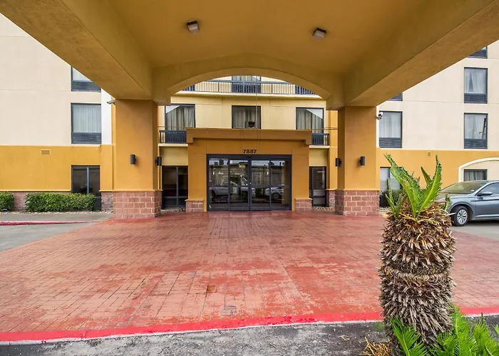 Mainstay Suites