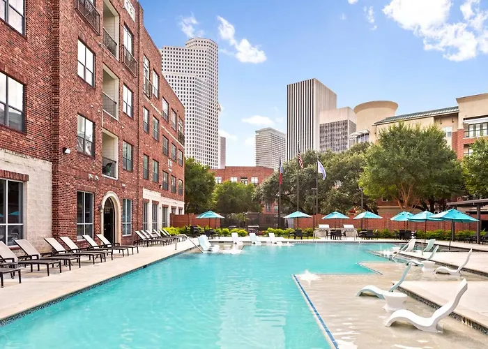 Canary House Midtown W Private Entrance