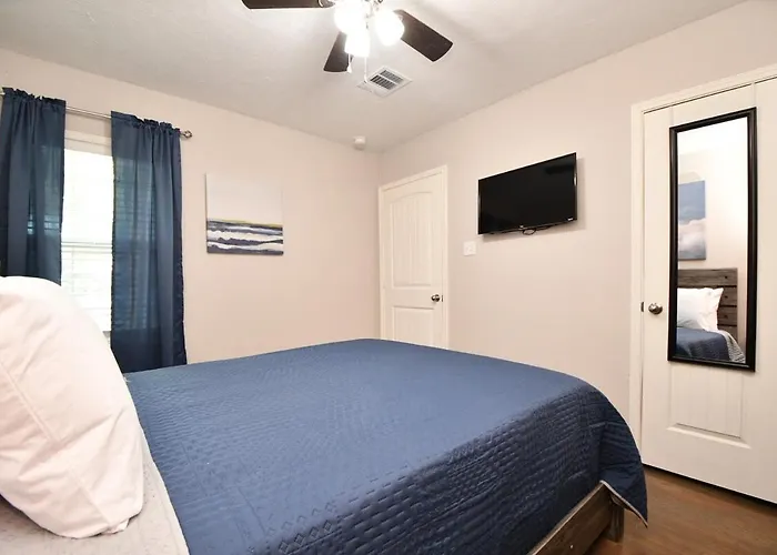 Cheerful 3-Bedroom Home In The Heart Of The City Houston acceptant les animaux