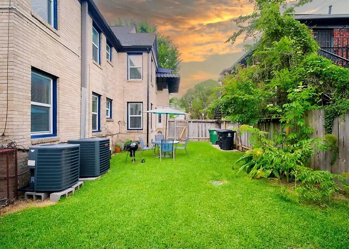 Trendy Apt In Downtown-Montrose - Walk To Tsu Or Uh Houston admite animales