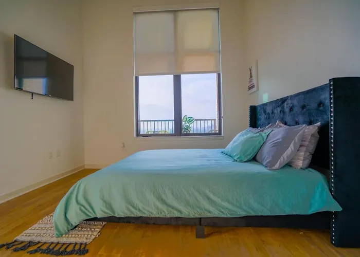 Urban Luxury Living Penthouse Aparthotel Houston