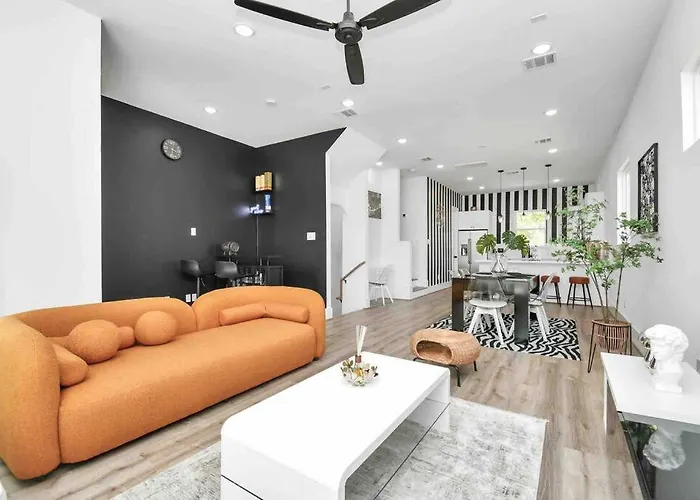 Villa Mini Golf - With Hot Tub- Mins To Downtown Nightlife à Houston
