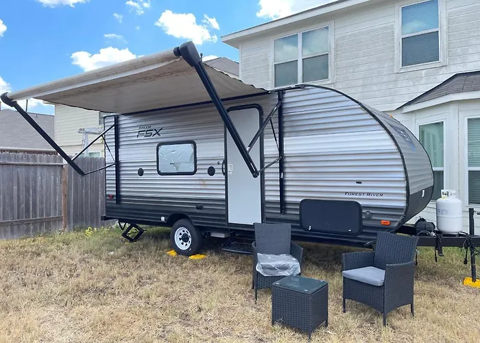 Mini Home With Bathroom, Kitchen
