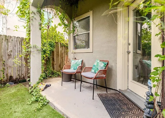 Wanderlust Villa Near Galleria Mall Houston