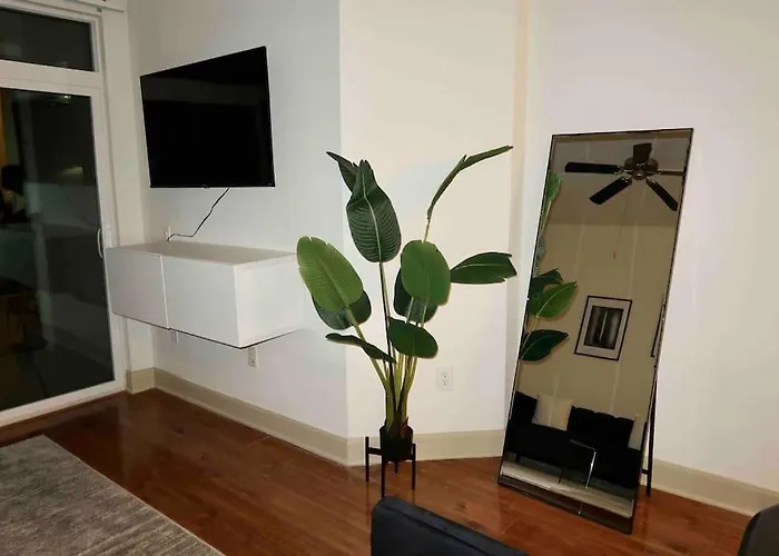 Luxury 2Br Apt Walking Distance To Nrg Stadium & Rodeo Houston