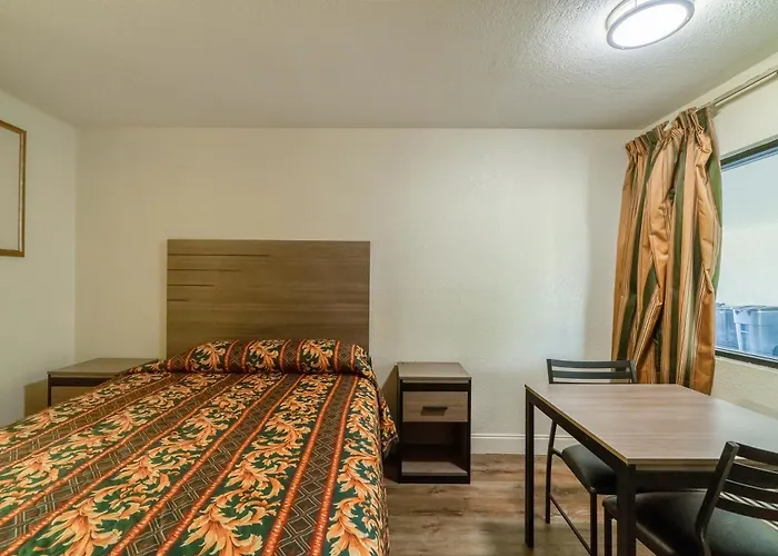 Oyo Hotel Houston N Fm-1960 Champions Tx Louetta