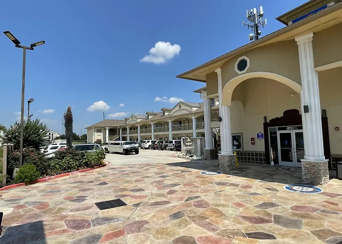 Americas Best Value Inn & Suites - Houston/Hwy 6 & Westpark
