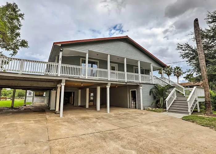 Home On San Jacinto River With Pool, Dock And Deck!