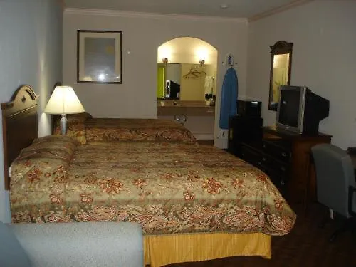 Scottish Inn & Suites Houston