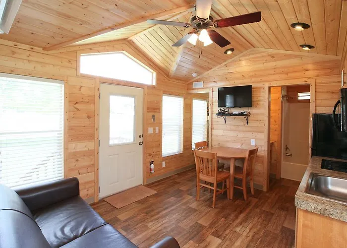 Lake Conroe Two-Bedroom Cabin 13